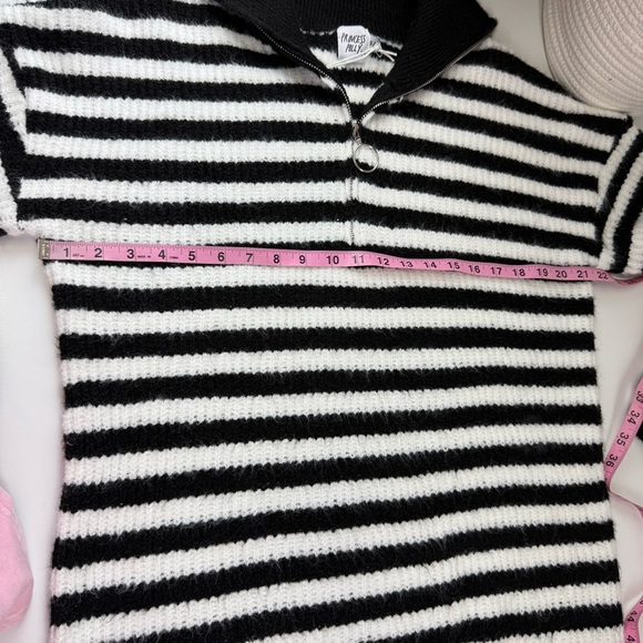 Princess Polly Deverell Sweater Dress Womens S/M Black White Striped Knit NWT - Picture 8 of 10